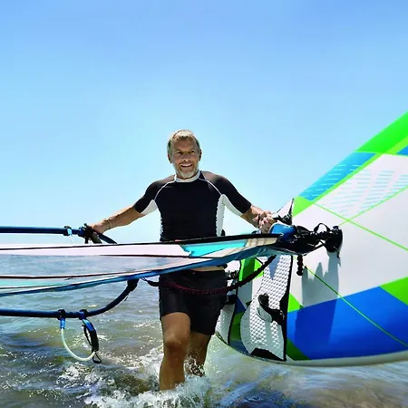 リゾート Tui Blue Park サルゲルメ