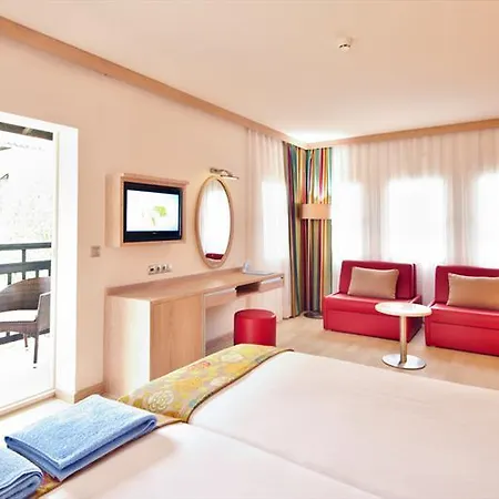 Tui Blue Park Complex 4*