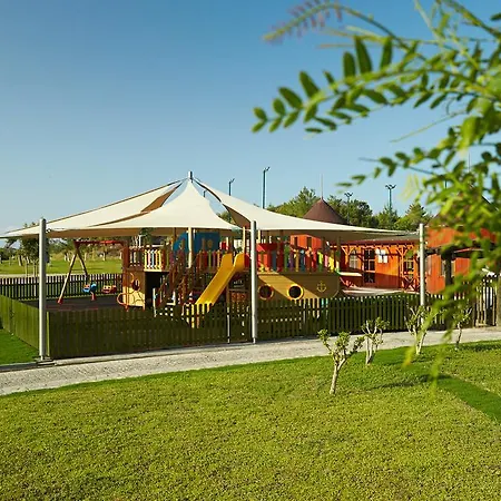 Complex Tui Blue Park