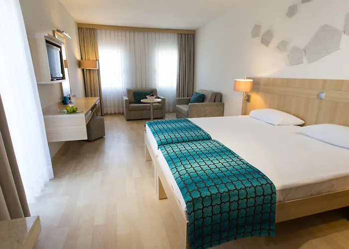 Tui Blue Park Resort 4*